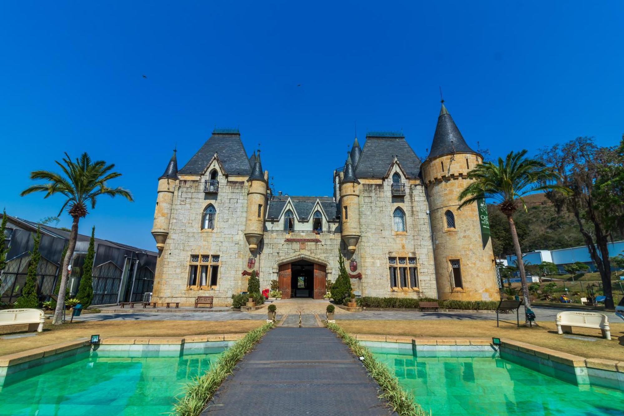 Castelo De Itaipava - Hotel, Eventos E Gastronomia Eksteriør billede