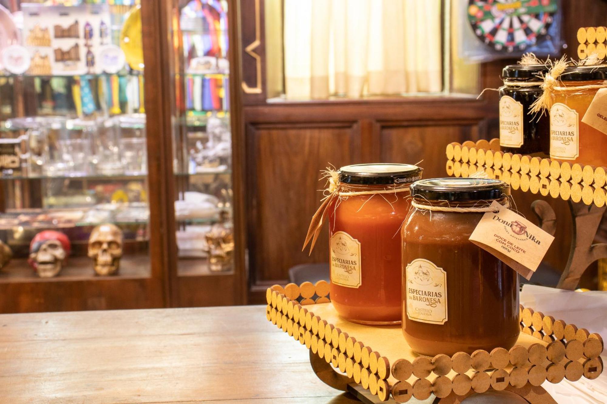 Castelo De Itaipava - Hotel, Eventos E Gastronomia Eksteriør billede