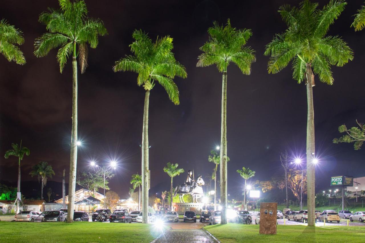 Castelo De Itaipava - Hotel, Eventos E Gastronomia Eksteriør billede